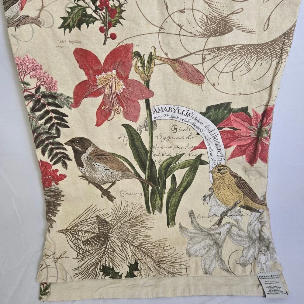 Pottery Barn Amaryllix Winter Bird Botanical Table Runner 18
